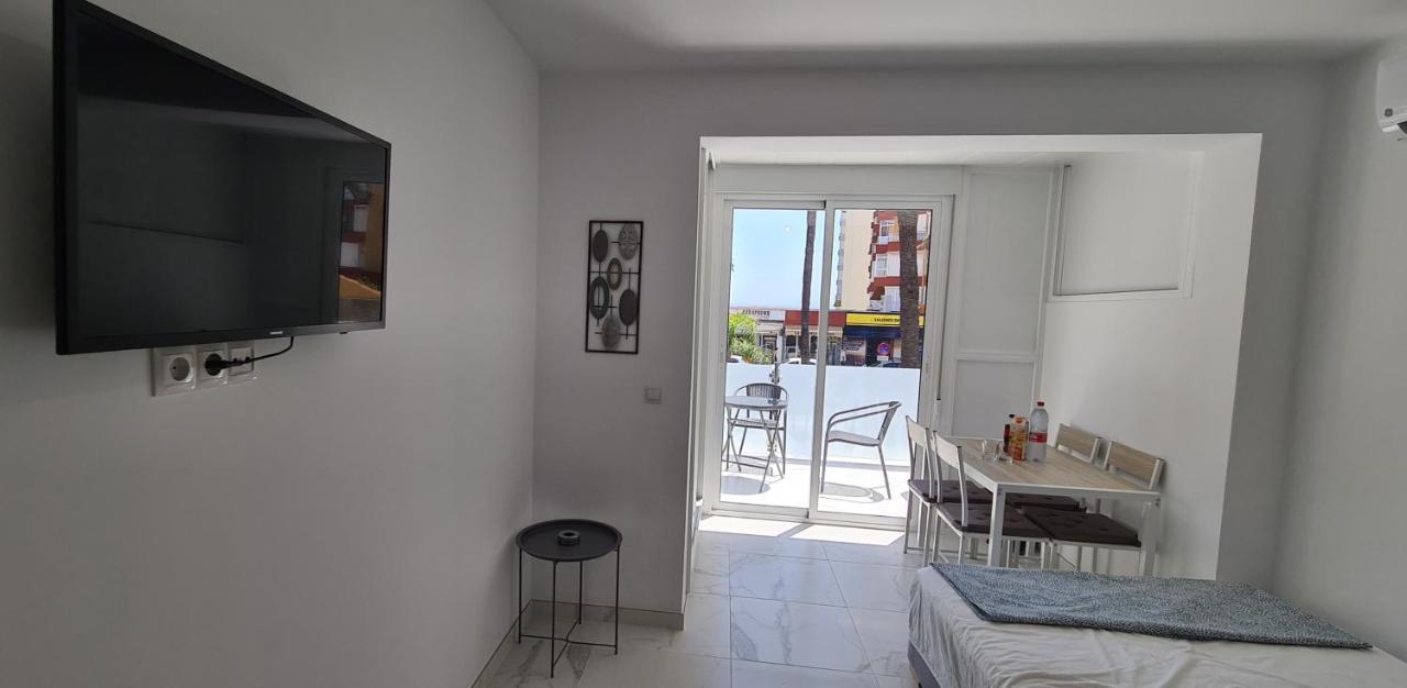 Babylon Tourist Apartments เบนัลมาเดนา ภายนอก รูปภาพ